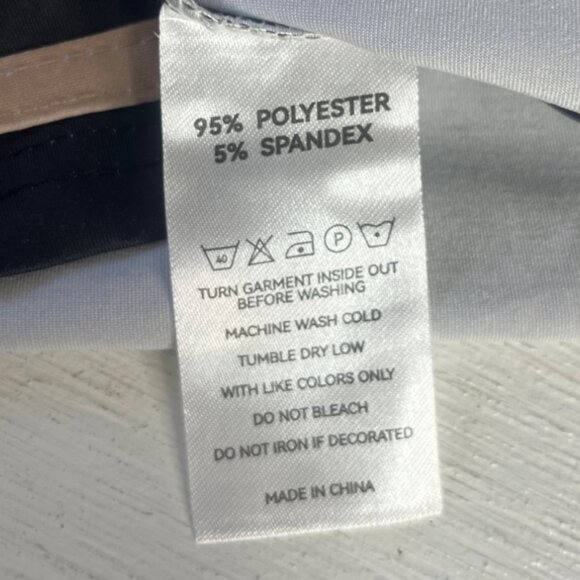 Mainfini Polo Shirt Mens Medium New WOT Blue American Flag Patriotic - Picture 7 of 7